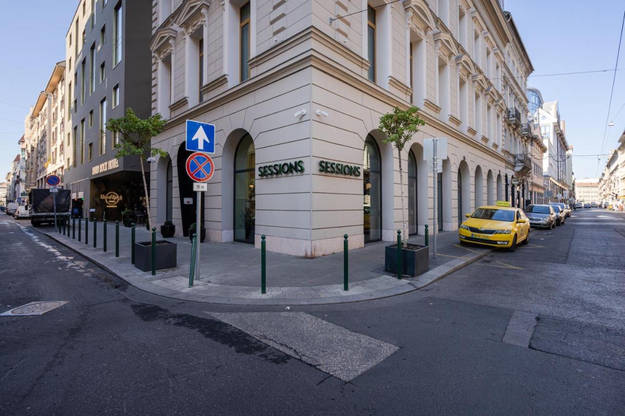 Premium Art Deco Apartment At Broadway // 4Bdr & 3Br Budapest Exterior foto